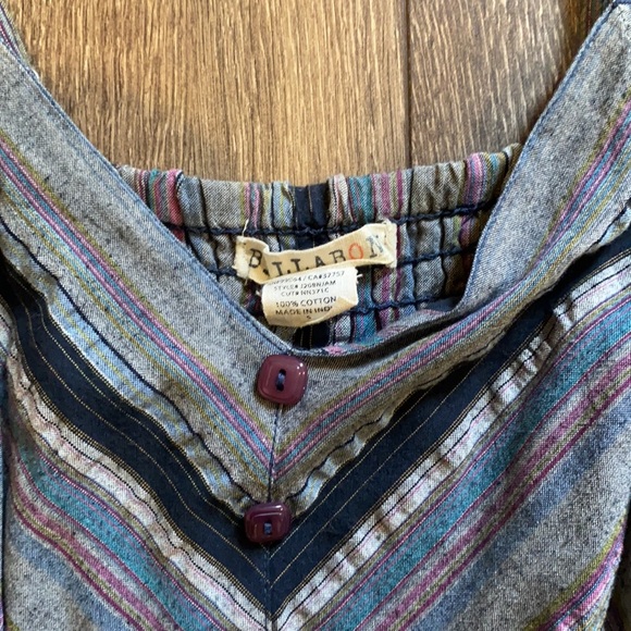 Billabong one piece - Picture 2 of 4